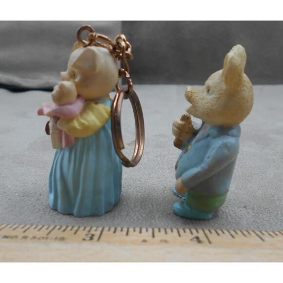 Miniature Anthropomorphic Pig Figures: Mama w/Baby (JC 1991), Dad w/Phone - Picture 6 of 8